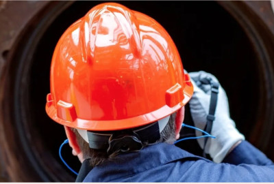 Aanmeten otoplastieken