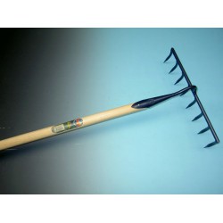 Bouwhark gesmeed, met 8 vierkante tanden, met steel 160 x 3,2 cm., exc. punt.